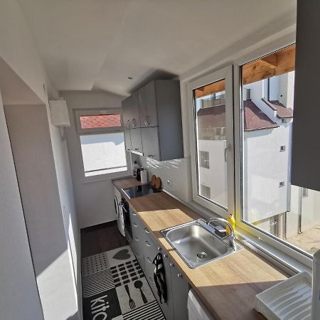 4Th Floor Apartment Burgas Bagian luar foto