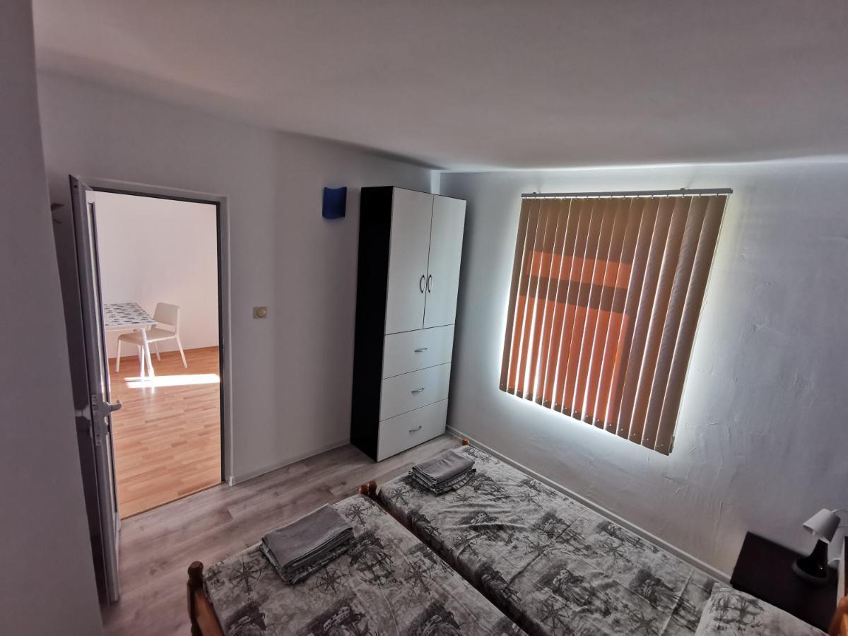 4Th Floor Apartment Burgas Bagian luar foto