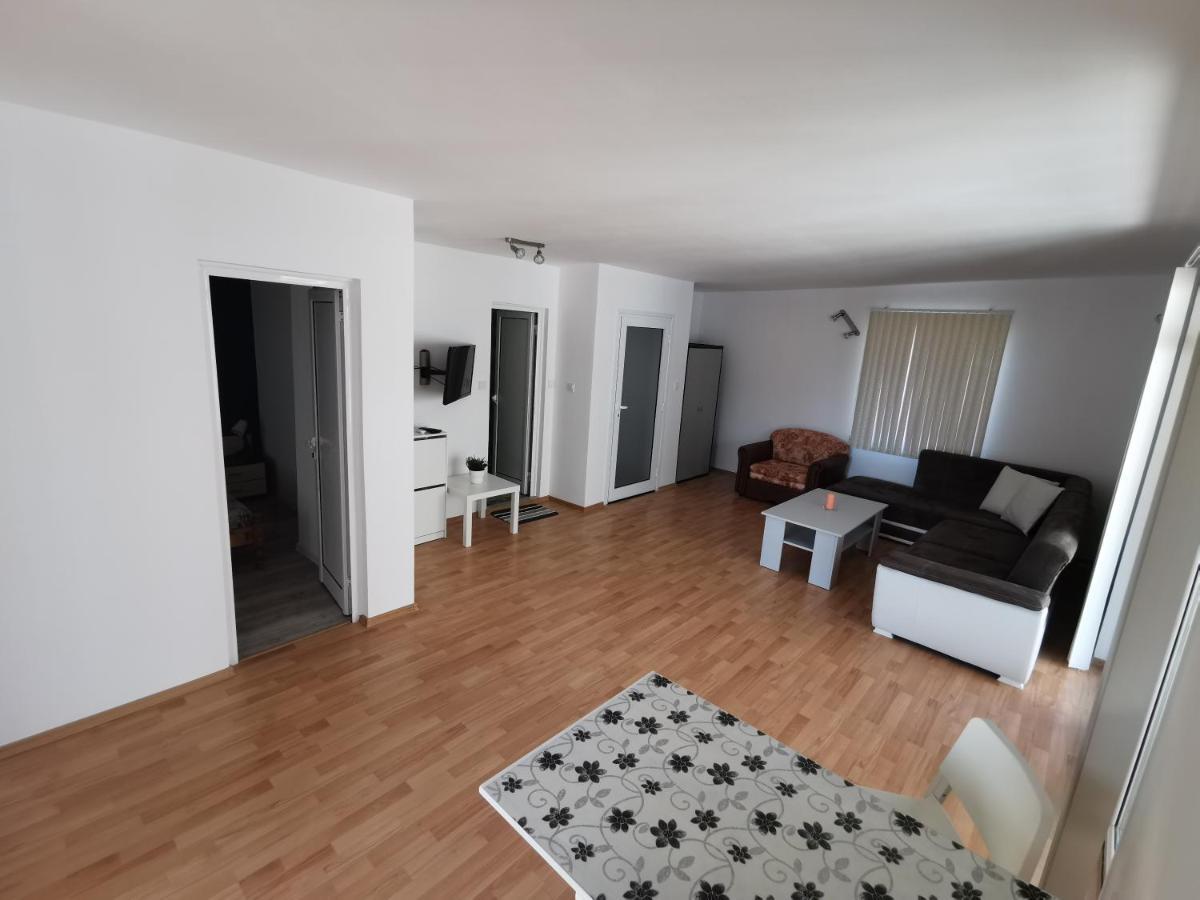 4Th Floor Apartment Burgas Bagian luar foto